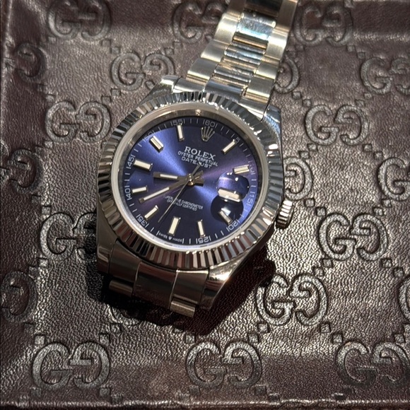 Rolex Oyster Perpetual with Blue Dial and Silver Bracelet - Picture 3 of 9